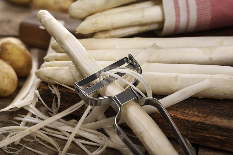 asparagus peeler