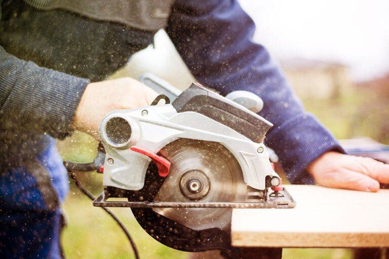 circular saw