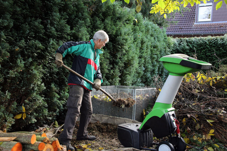 petrol wood chipper