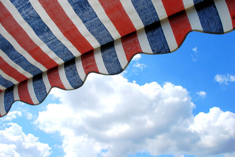 telescopic awning
