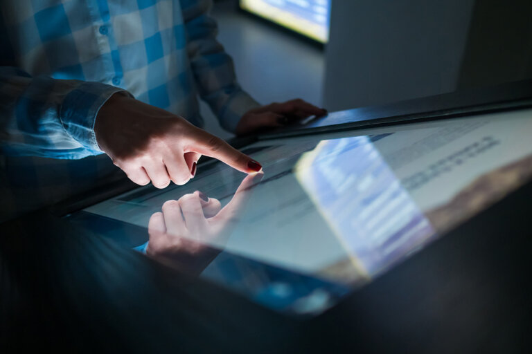 touchscreen monitor