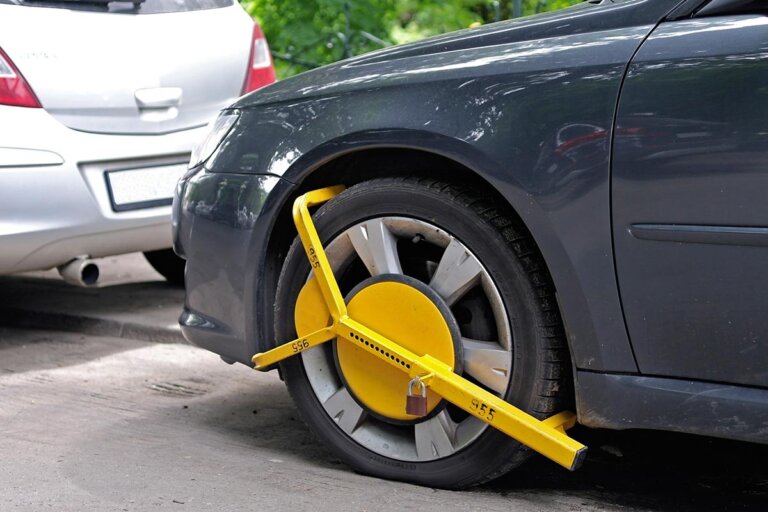 wheel clamp